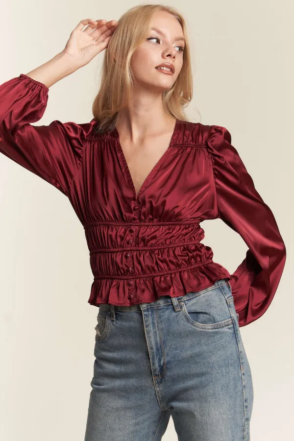 wholesale SATIN RUCHED V NECK LONG SLEEVE CROPPED TOP hersmine