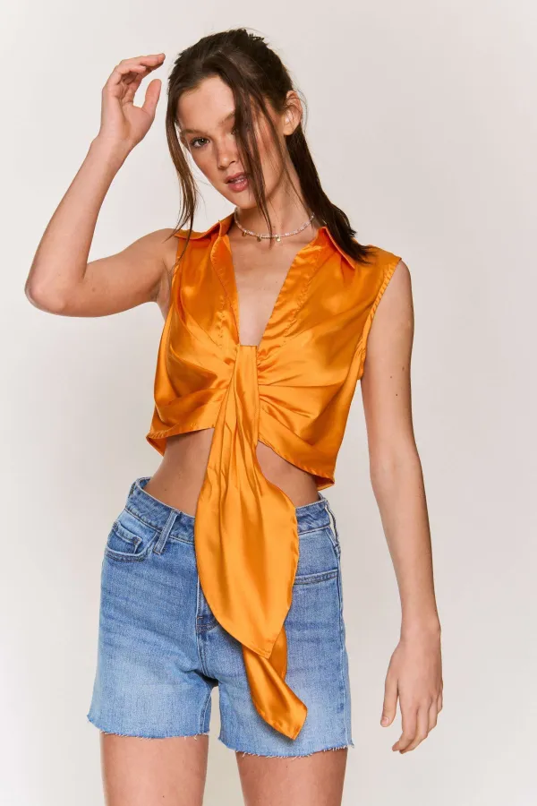 wholesale clothing satin sleeveless ruched center button  crop top hersmine