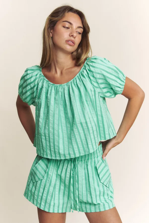 wholesale clothing striped round neck and matching shorts set hersmine