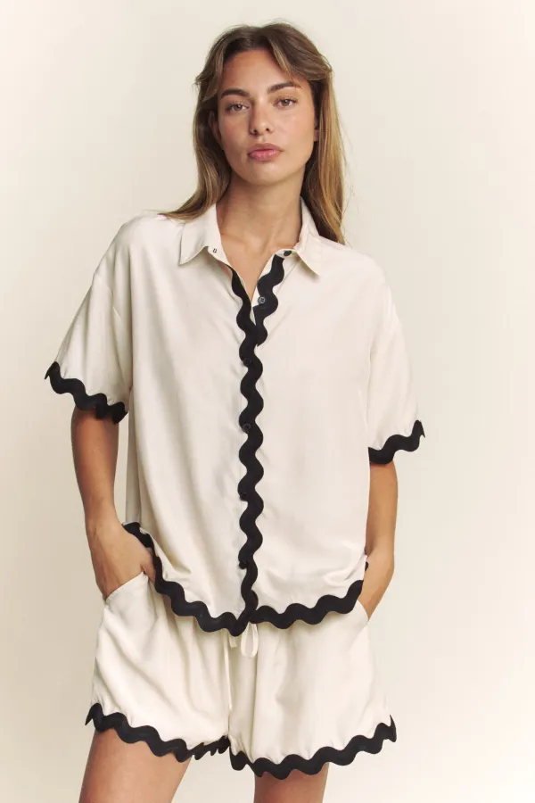 wholesale SCALLOP HEM CAP SLEEVE SHIRT  WITH SHORTS SET hersmine