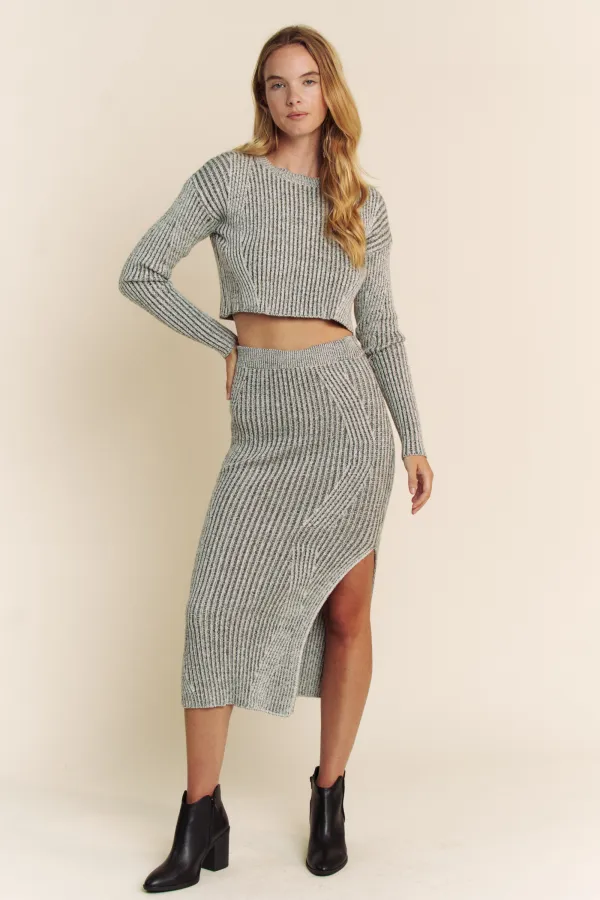 wholesale ROUND NECK LONG SLEEVE SWEATER WITH SKIRT hersmine