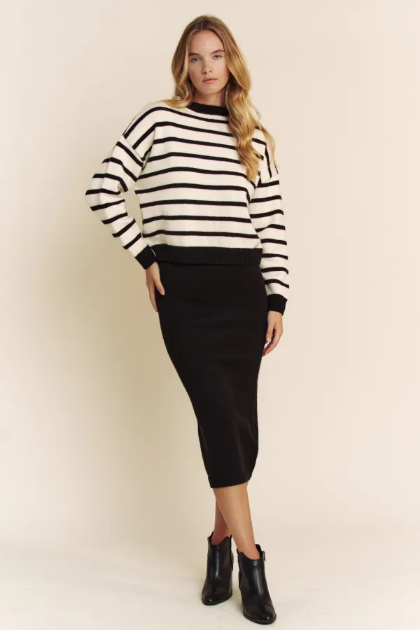 wholesale STRIPE SWEATER TOP WITH SOLID SKIRT SWEATER SET hersmine