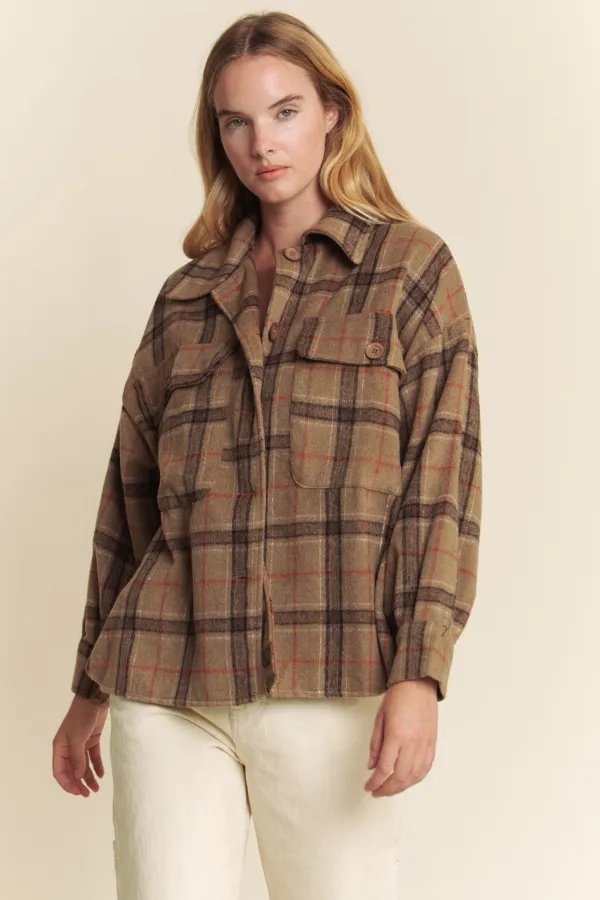 wholesale BUTTON DOWN LONG SLEEVE PLAID JACKET WITH POCKETS hersmine