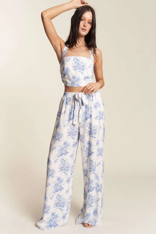 wholesale FLORAL PRINT HALTER CROP TOP WITH PANTS SET hersmine